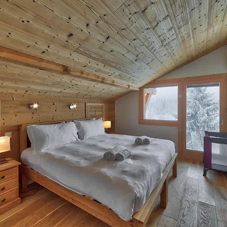 Chalet Lynx